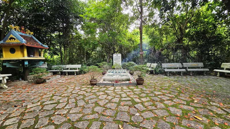 Có thêm đề xuất tôn tạo khu Di tích quốc gia phần mộ nhà bác học Alexandre Yersin