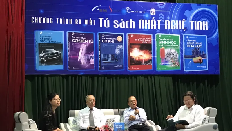 Đưa tủ sách Nhất Nghệ Tinh đến gần hơn với sinh viên ngành kỹ thuật 