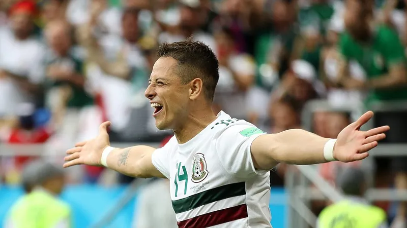 Bảng F, Hàn Quốc - Mexico 1-2: Chicharito tỏa sáng