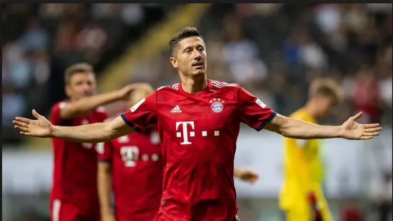 Bayern Munich - AEK Athens 2-0: Lewandowski tiếp tục lập cú đúp