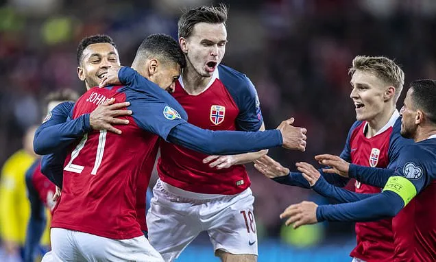 Na Uy - Thụy Điển 3-3: Johnsen, Joshua King ghi bàn, Ola Kamara xuất thần gỡ hòa