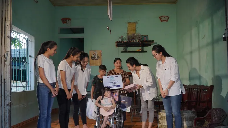 Các thí sinh Hoa Hậu Thế Giới VN 2019 tham gia đồng hành cùng hành trình Người Đẹp Nhân Ái