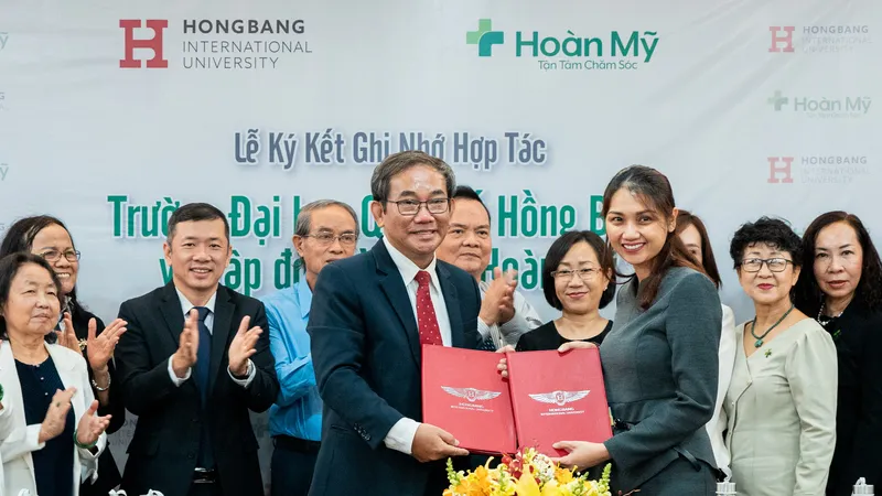 Đại học Quốc tế Hồng Bàng và Tập đoàn Y khoa Hoàn Mỹ hợp tác đào tạo nhân lực y tế 
