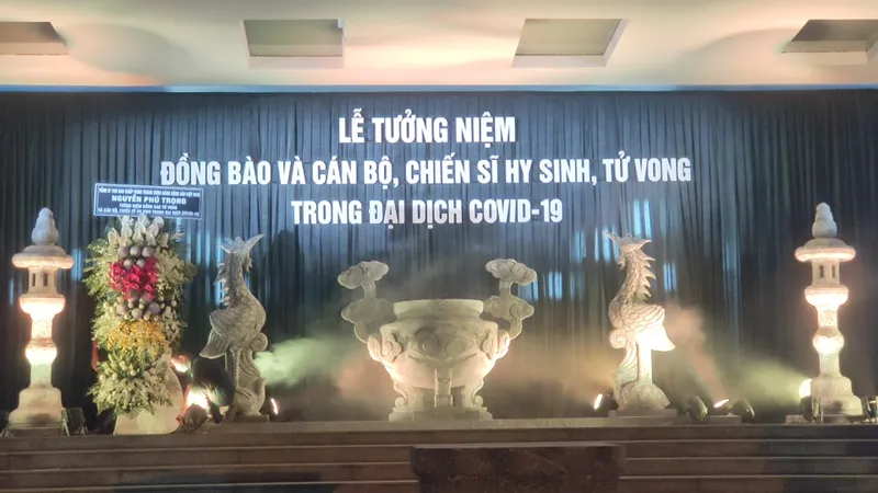 Trực tiếp lễ tưởng niệm đồng bào tử vong và cán bộ, chiến sĩ hy sinh trong đại dịch Covid-19