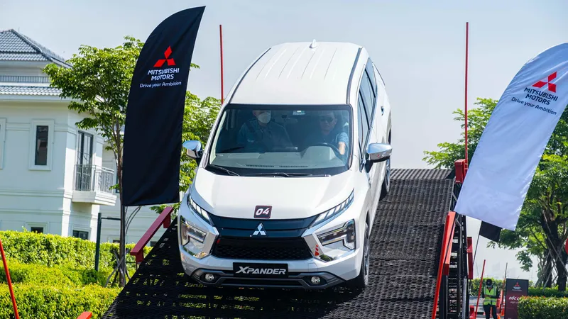 Mitsubishi Xpander 2022 trình làng 