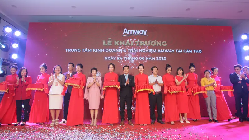 Trung tâm Kinh doanh và Trải nghiệm Amway tại Cần Thơ tọa lạc tại số 449-451 đường 30 Tháng 4, phường Hưng Lợi, quận Ninh Kiều