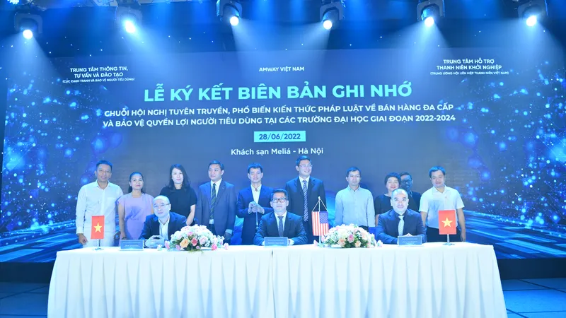 Hợp tác phổ biến kiến thức pháp luật về bán hàng đa cấp và bảo vệ quyền lợi người tiêu dùng cho sinh viên 