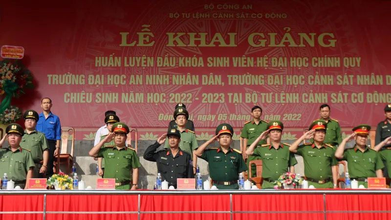 Bộ Tư lệnh cảnh sát cơ động khai giảng khóa huấn luyện đầu khóa cho 800 sinh viên