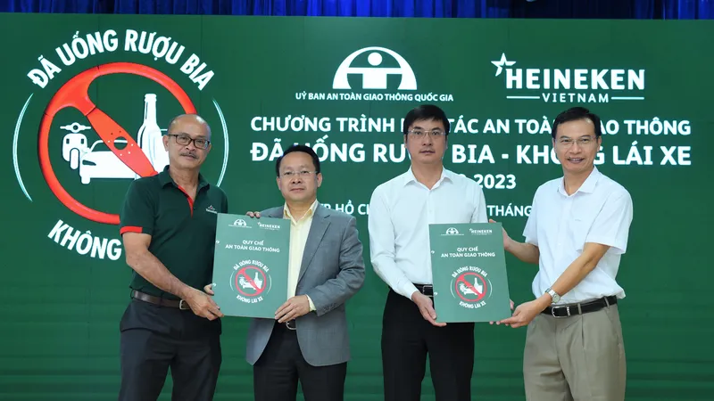 Triển khai chương trình “Đã uống rượu bia - không lái xe” tại doanh nghiệp và cơ quan quản lý nhà nước