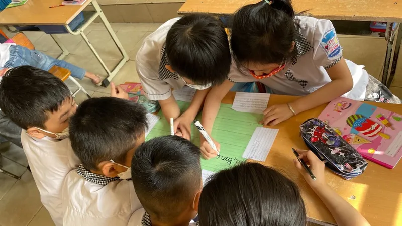 Học sinh Trường Tiểu học Thái Nguyên tham gia các hoạt động áp dụng Học thông qua Chơi ngay tại lớp