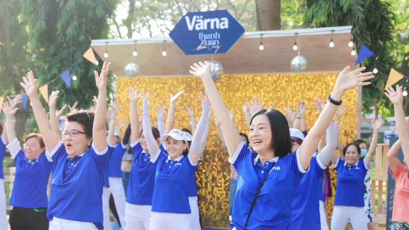 Värna tổ chức sự kiện dã ngoại đầu tiên dành riêng cho người trung niên và cao niên 