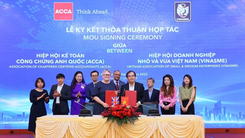 Lễ ký kết đánh dấu việc thiết lập mối quan hệ đối tác chiến lược giữa ACCA và VINASME