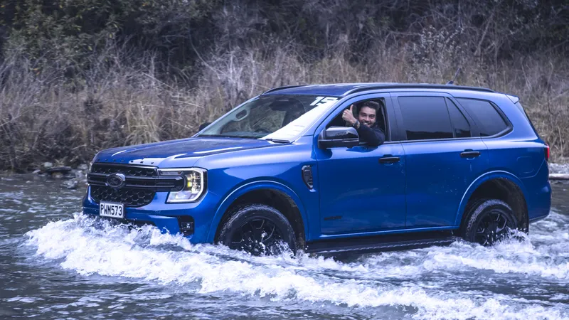 Ford giải đáp về lái xe qua vùng ngập nước