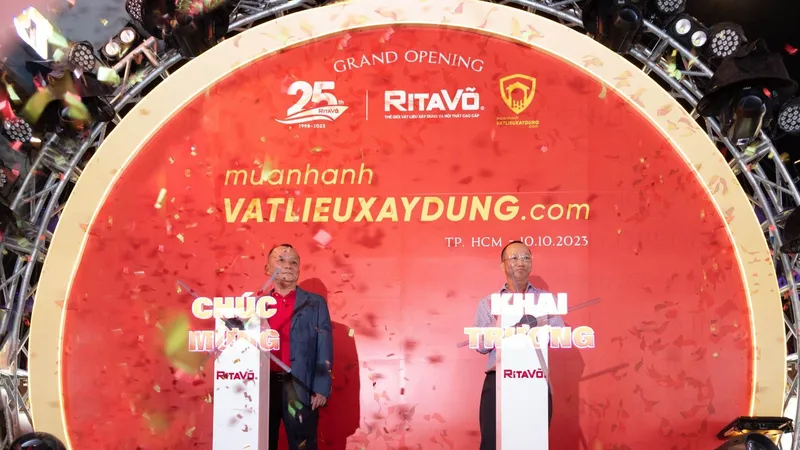 Khai trương showroom Rita Võ muanhanhVATLIEUXAYDUNG Thành Thái