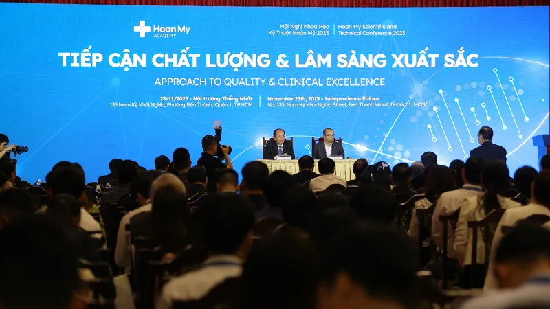Quang cảnh hội nghị