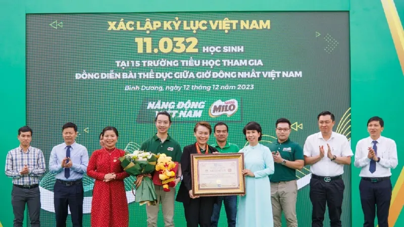 11.032 học sinh lập kỷ lục Việt Nam với màn đồng diễn thể dục ấn tượng