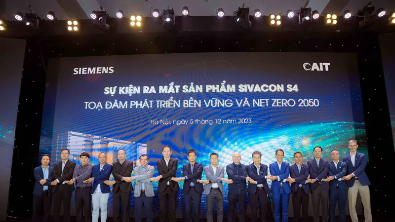 Siemens Việt Nam và AIT tổ chức Lễ ra mắt tủ điện SIVACON S4