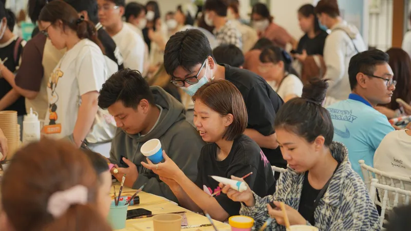 Các hoạt động workshop tái chế được khách tham dự hưởng ứng nhiệt tình