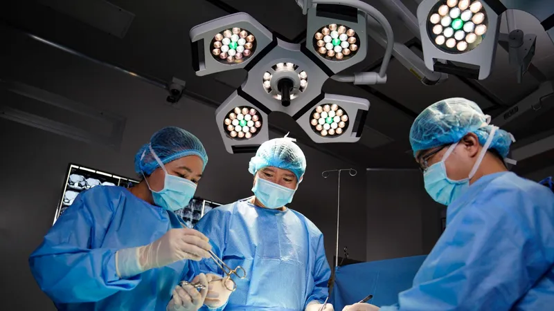 Y khoa Hoàn Mỹ và Strasys hợp tác thúc đẩy đổi mới và nâng cao chất lượng dịch vụ y tế