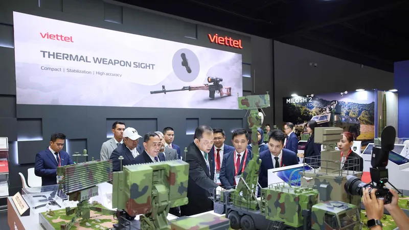 DSA 2024: Viettel (Việt Nam) mở rộng kinh doanh sản phẩm quốc phòng - công nghệ cao tại Malaysia