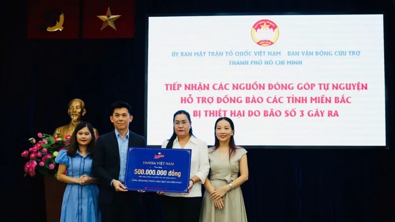 Danisa trao tặng gói hỗ trợ 500 triệu đồng đến người dân bị thiệt hại do bão số 3 