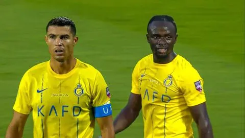 Bỏ qua bất đồng của Ronaldo vs Sadio Mane, nhìn lại bàn thắng của Al Nassr trong tháng 10 vừa qua 