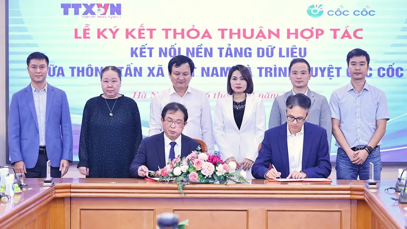 Thông tấn xã Việt Nam và trình duyệt Cốc Cốc thỏa thuận hợp tác“Kết nối nền tảng dữ liệu”