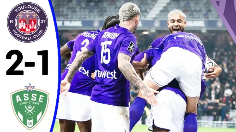 Toulouse vs Saint Etienne 2-1: Lucas Stassin mở bàn nhưng 2 phút sau Shavy Babicka gỡ hòa và Zakaria Aboukhlal chốt hạ chiến thắng