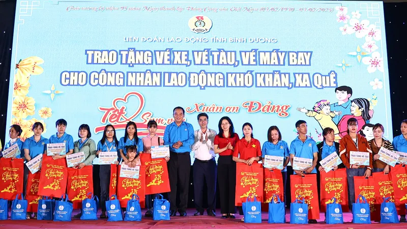 United International Pharma đồng hành Liên đoàn Lao động tỉnh Bình Dương trong Chương trình Chuyến xe Công đoàn - Xuân 2025