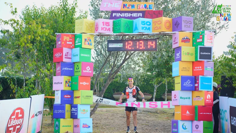 Giải chạy địa hình khắc nghiệt Dalat Ultra Trail 2025 đã tìm ra nhà vô địch