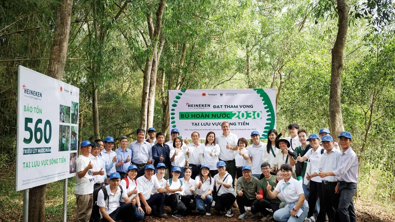 HEINEKEN Việt Nam đạt tham vọng cân bằng nước năm 2030 tại lưu vực sông Tiền sớm 5 năm