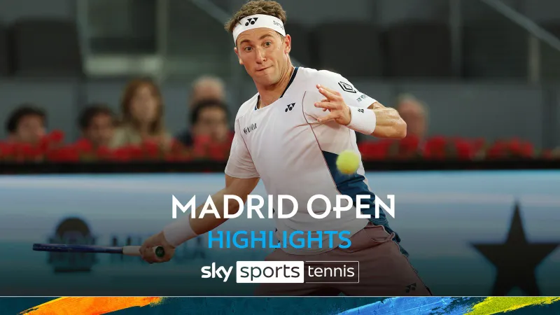 Casper Ruud vs Daniil Medvedev 6-3, 7-5: Ruud lần đầu hạ Medvedev, gặp Francisco Cerundolo ở bán kết Madrid Open 2025