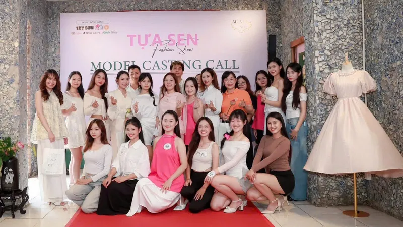 “Tựa Sen” ngát hương, khẽ “chạm” tuổi lên 3 của LYPARA
