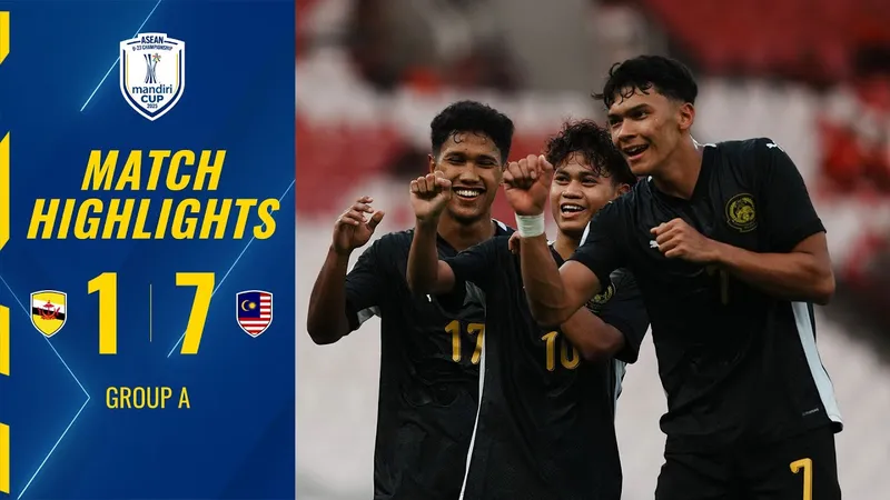 U23 Brunei vs U23 Malaysia 1-7: Syamer sớm phá lưới, Aiman phản lưới nhà, Haizon, Bin Rosli, Hakimi, Tierney vùi dập 7 bàn thắng, bỏ túi 3 điểm dễ dàng