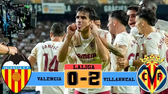 Valencia vs Villarreal 0-2: Moreno chớp thời cơ ghi bàn trên chấm penalty, Mikautadze khiến thủ thành Agirrezabala vuột bóng, Comesana đá bồi giành gọn 3 điẻm 