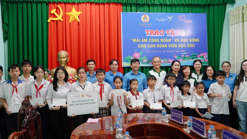 Hành trình “KCN Việt Nam - Gắn kết hướng tương lai” thể hiện cam kết đồng hành bền vững của Tập đoàn KCN Việt Nam cùng cộng đồng địa phương