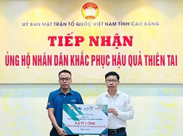 Tập đoàn Wilmar CLV trao 15 tỷ đồng hỗ trợ người dân vùng thiên tai ở miền Bắc và miền Trung 
