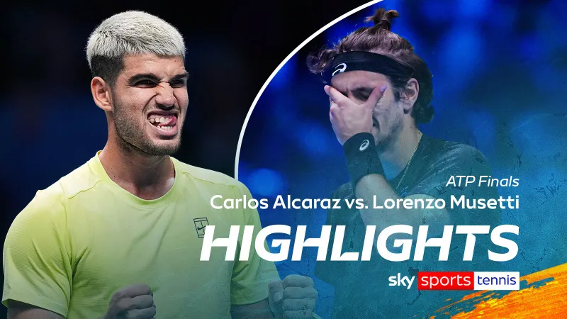 Carlos Alcaraz vs Lorenzo Musetti 6-4, 6-1: Thể lực Musetti suy giảm, Alcaraz dễ dàng chiến thắng, "tiểu Nadal" toàn thắng 3 trận vòng bảng, giành vé vào bán kết ATP Finals 2025