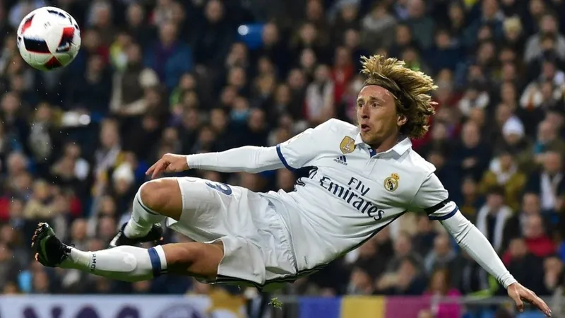 Luka Modric xứng danh huyền thoại đấu trường LA LIGA, những đường chuyền chính xác, những khoảnh khắc nghệ thuật đỉnh cao 
