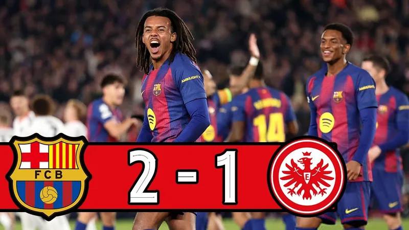 Barcelona vs Eintracht Frankfurt 2-1: Knauff mở tỷ số, Rashford, Yamal kiến tạo, Jules Kounde tỏa sáng cú đúp, Barca thắng suýt sao