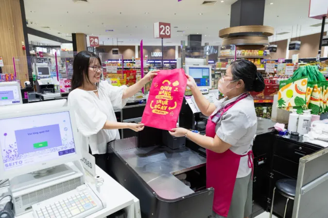 AEON Việt Nam đưa ra giải pháp cho thuê túi thân thiện môi trường tại các siêu thị 