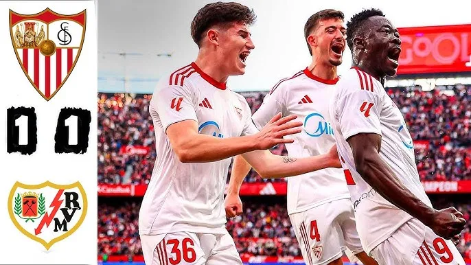 Sevilla vs Rayo 1-1: Akor Adams đánh đầu mở tỷ số, Alfonso Espino đệm bóng góc chết, gỡ hòa siêu phẩm đẹp mắt