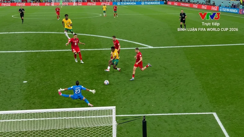 Irankunda dứt điểm hạ thủ môn Ugurcan Cakır giúp Australia dẫn trước Thổ Nhĩ Kỳ 1-0 ở phút 27