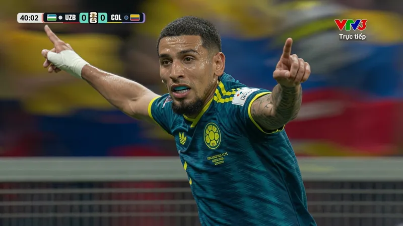 Luis Diaz kiến tạo đẹp mắt, Munoz đệm bóng cận thành hạ thủ môn Yusupov mở tỷ số cho Colombia
