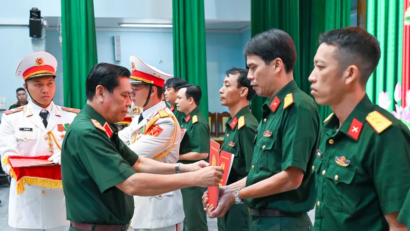 Xây dựng Ban Chỉ huy cấp xã vững mạnh toàn diện, chính quy, kỷ luật