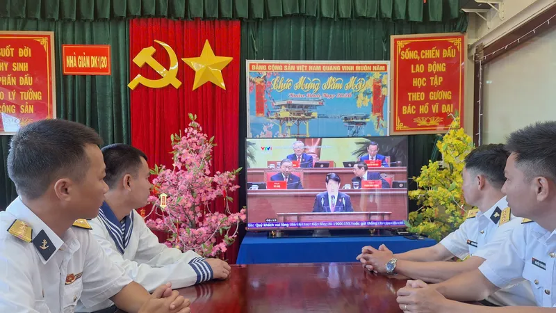Nơi đầu sóng ngọn gió, lính Nhà giàn DK1 gửi niềm tin vào Đại hội XIV của Đảng
