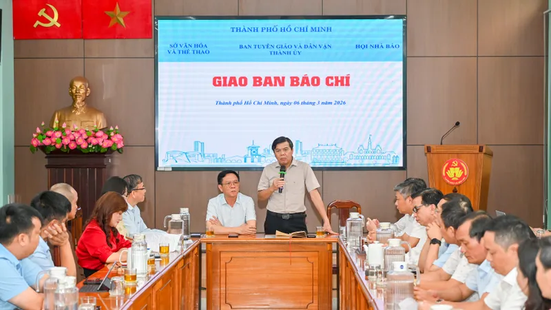 Đấu tranh phản bác thông tin sai trái, xuyên tạc về bầu cử