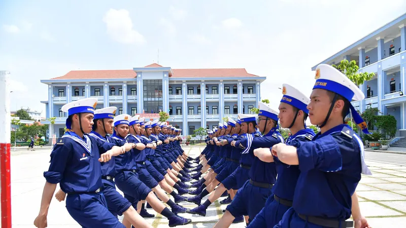 Kỷ luật tôi rèn bản lĩnh tuổi đôi mươi