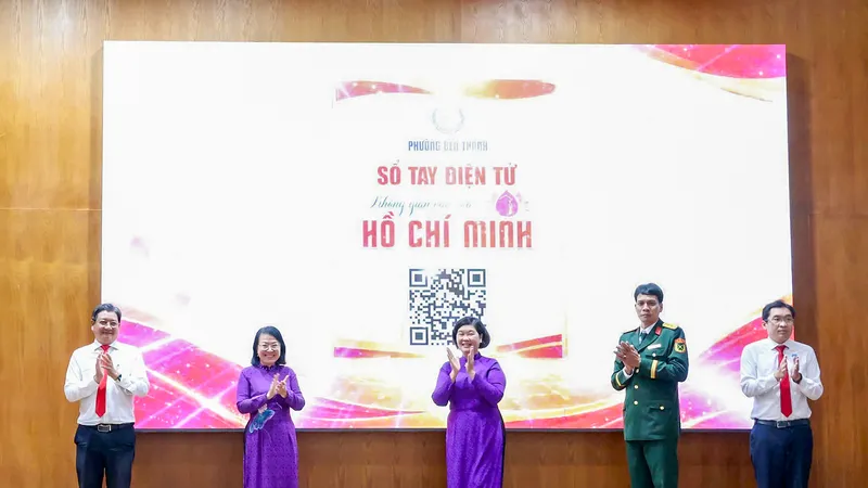 Phường Bến Thành: Ra mắt Sổ tay điện tử Không gian văn hóa Hồ Chí Minh