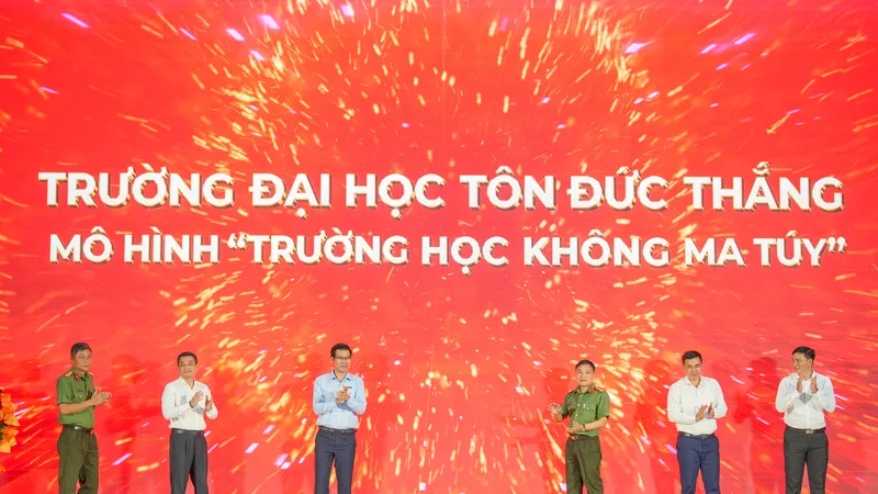 Trường Đại học Tôn Đức Thắng ra mắt mô hình “Trường học không ma túy”